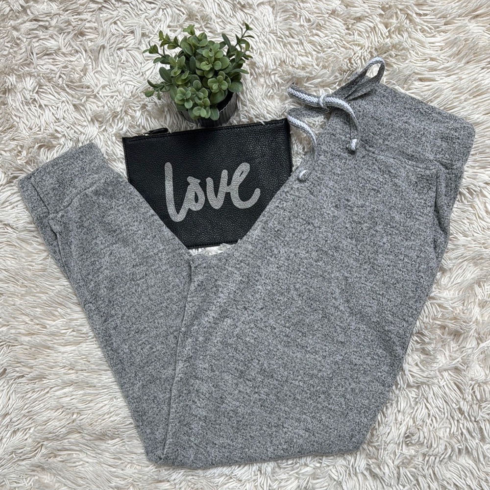 🎉HP🎉 Reflex Joggers 💗 Heather Gray